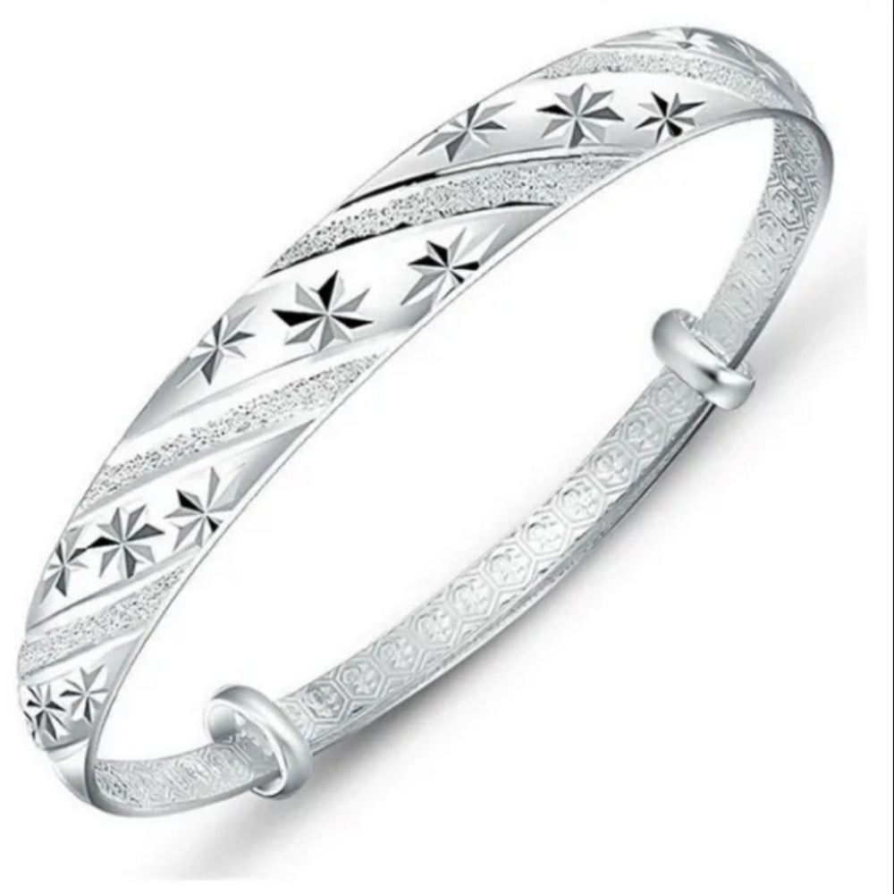 Silver Plated Star Adjustable Bangle NWT